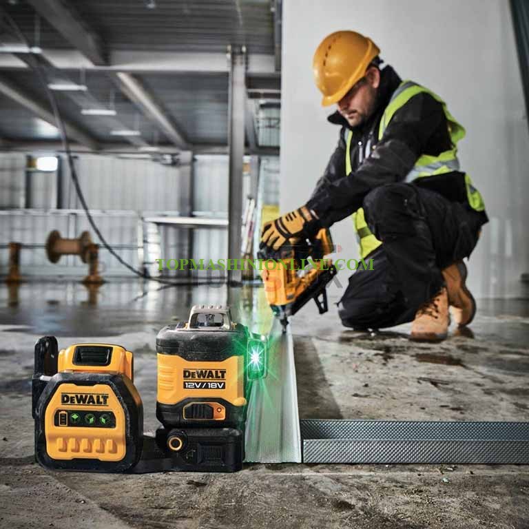 Линеен лазерен нивелир с 3 зелени лъча DeWALT DCE089D1G18 35 м, 0.3 мм/м, 360°, 18V, 2.0Ah Li-Ion image